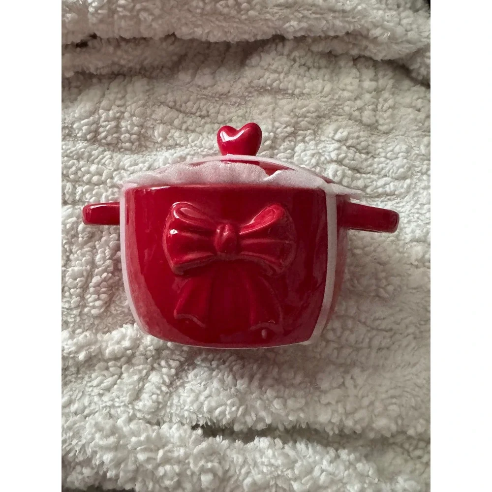 Red Ceramic Bow Heart Mini Cocotte Covered Baking Dish